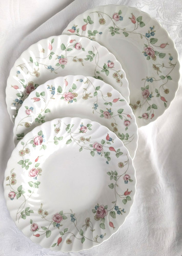 Wedgwood rosehip wide rimmed - wide,