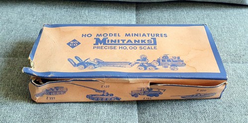 1960 roco minitanks - 1960's, empty