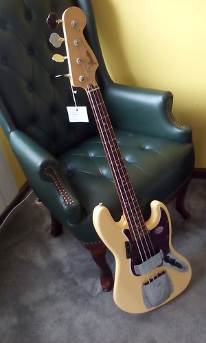 New fender japanese junior - new,