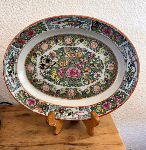 Rare antique platter medallion - platter,