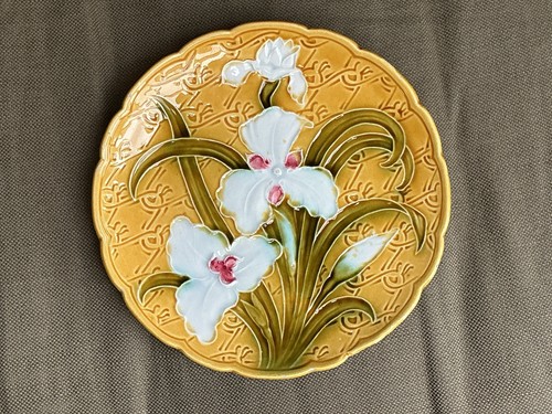 Antique g majolica - antique, g.