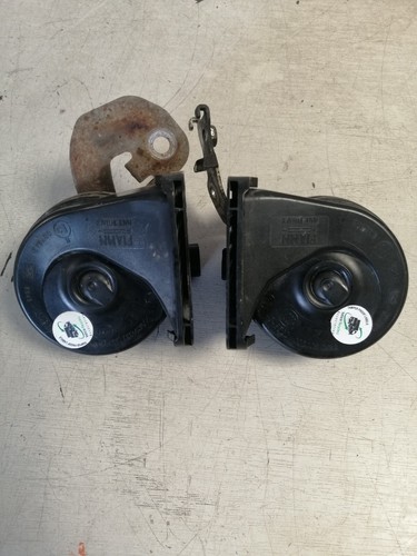 Ford focus horn mount - ford,