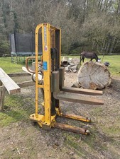 Manual Forklift / Pallet