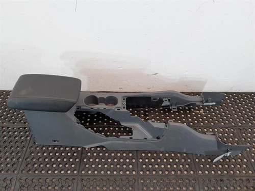 Centre armrest lid - armrest, ford
