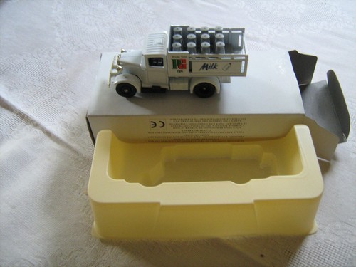 Diecast model milk float - model,