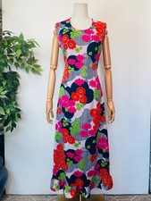 Vintage 70s Navy Red Pink