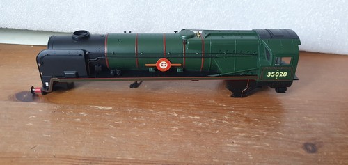 Hornby rebuilt merchant navy - merchant,