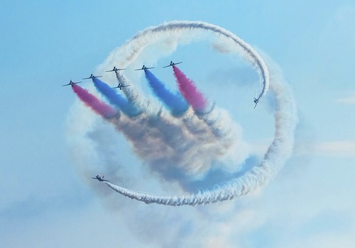 Raf red arrows hawks canvas - red,