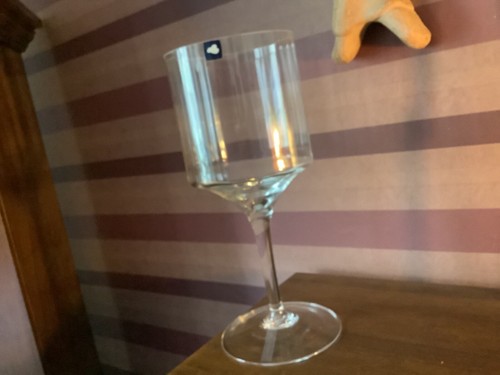 Leonardo trophy vase - leonardo, trophy,