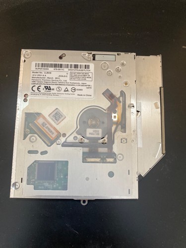 Genuine apple macbook uj8a8 - apple,