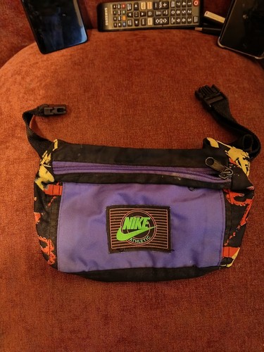 Vintage 90s nike - 90s, bum