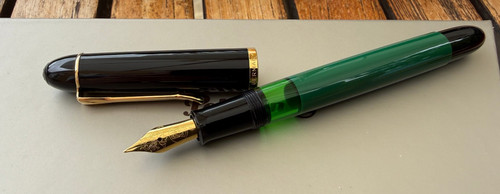 Nos pelikan m120 - pelikan, green-black