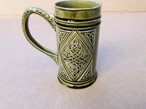 Knock pottery celtic - pottery,