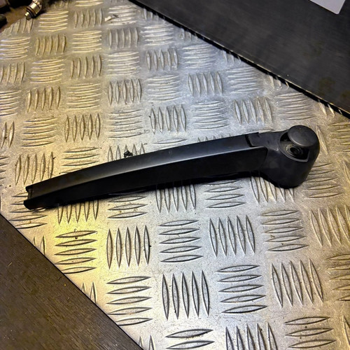 Rear wiper arm for - vw, v
