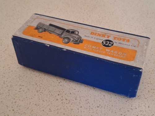 Dinky toys 532 - dinky,