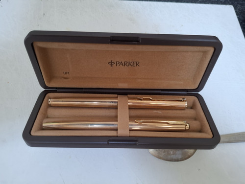 Parker pen set - blue, ink