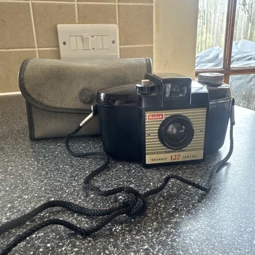 Vintage 1950 kodak brownie - vintage,