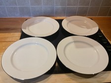 4 x Royal Worcester Classic Platinum Dinner Plates 27cm (p&p Inc)
