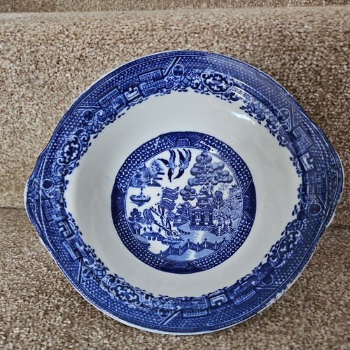 Old willow pattern flared - old,