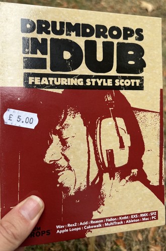 Drumdrops dub feat style - in,
