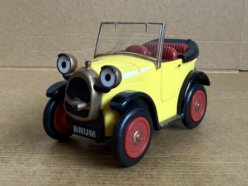 Golden bear brum wobbly - brum,