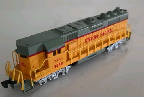 Bachmann 0612 emd gp50 - 51-0612-01,