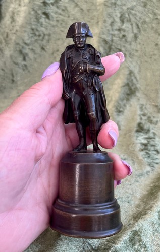 Miniature highly detailed - miniature,