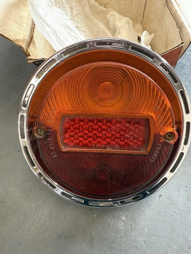 Rear light indicator cluster - indicator,