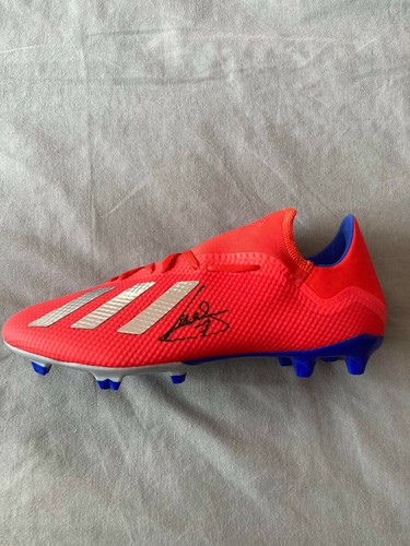 Signed goncalo guedes adidas - goncalo,