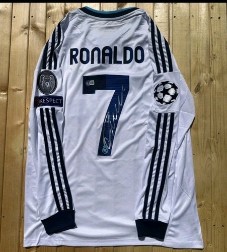 Cristiano ronaldo signed - signed, real