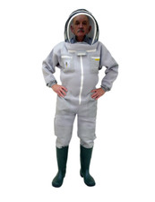 Buzz Defender Beekeeping Suit