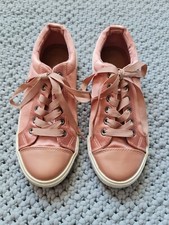 Matalan Fiore Ladies Size 5 Blush Pink Plimsol Trainers Ribbon Lace Up Silky