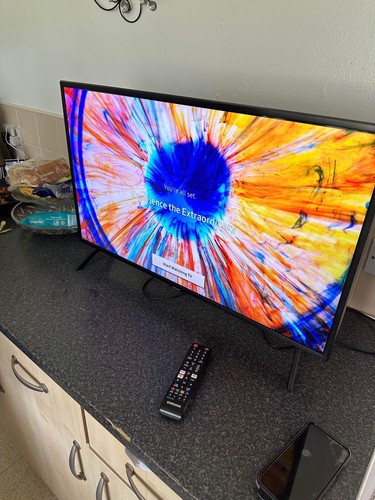 Samsung qe32q50aau full hd - samsung,