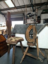 Small-Scale Vintage Castle-Style Spinning Wheel with Single Treadle