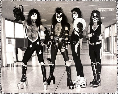 1976 kiss glam thunder and - kiss,