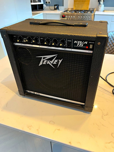 Peavey 15w solid state - 15w,