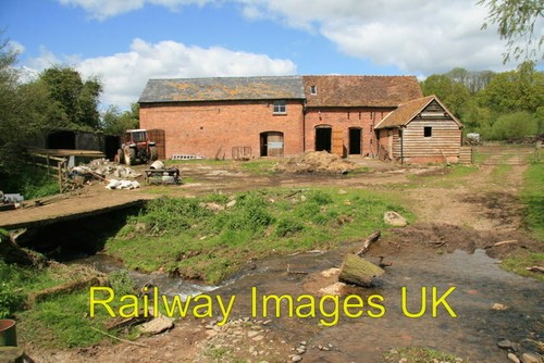 Photo farm buildings - photo,