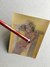 3D Girl standing by two Columns lenticular clothed-to-nude postcard
