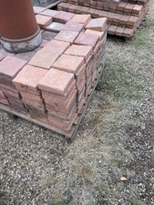 RED FLOOR QUARRY TILES `350 AT £2 EACH 6 X 6 X 1.1/2