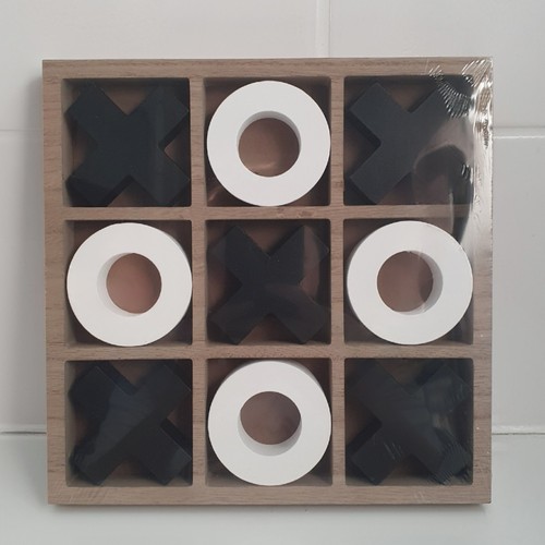 Wooden naughts crosses - naughts,