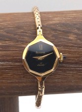 Ladies Accurist 17 Jewels Hand Wind Dress Watch