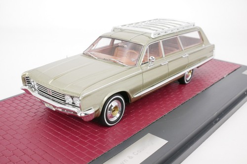 Chrysler town country wagon - &,