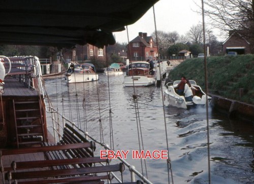 Photo lots boats - photo, along