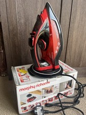 Morphy Richards EasyCHARGE Cordless Steam Iron Ceramic Non-Drip Soleplate 2400W