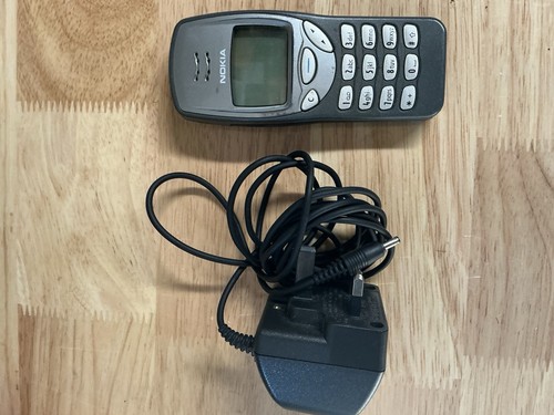 Nokia3210