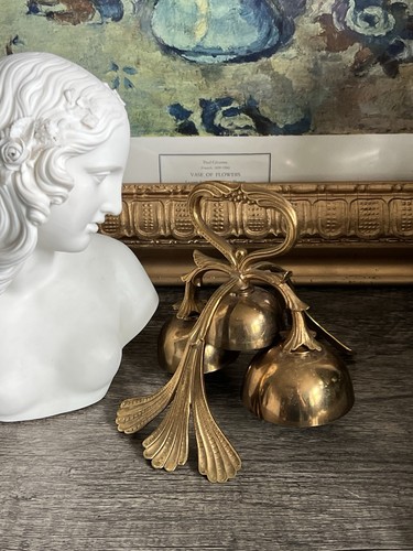 Vintage brass altar - bells, ￼