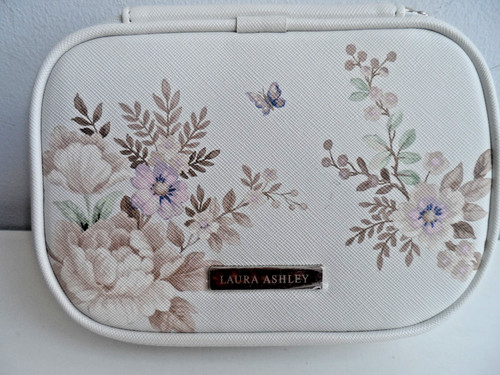 Laura ashley jewellery travel - laura,