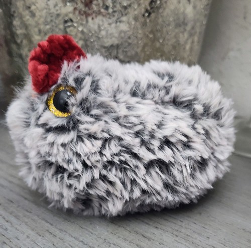 Crochet small stuffed animal - small,