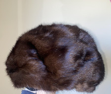 Vintage dark mahogany - mahogany, fur