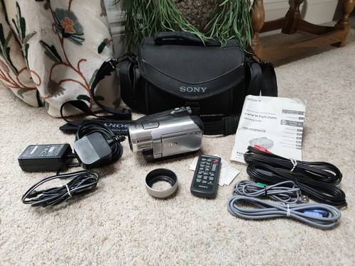 Sony handycam hdr hc7e minidv - sony,